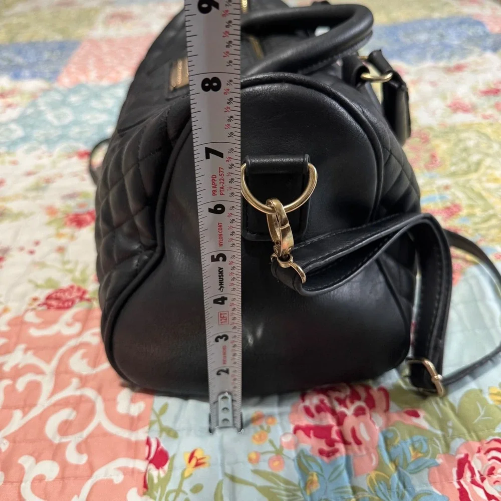 Mango Quilted Black Faux Leather Satchel Handbag Gold Hardware Crossbody Strap‎